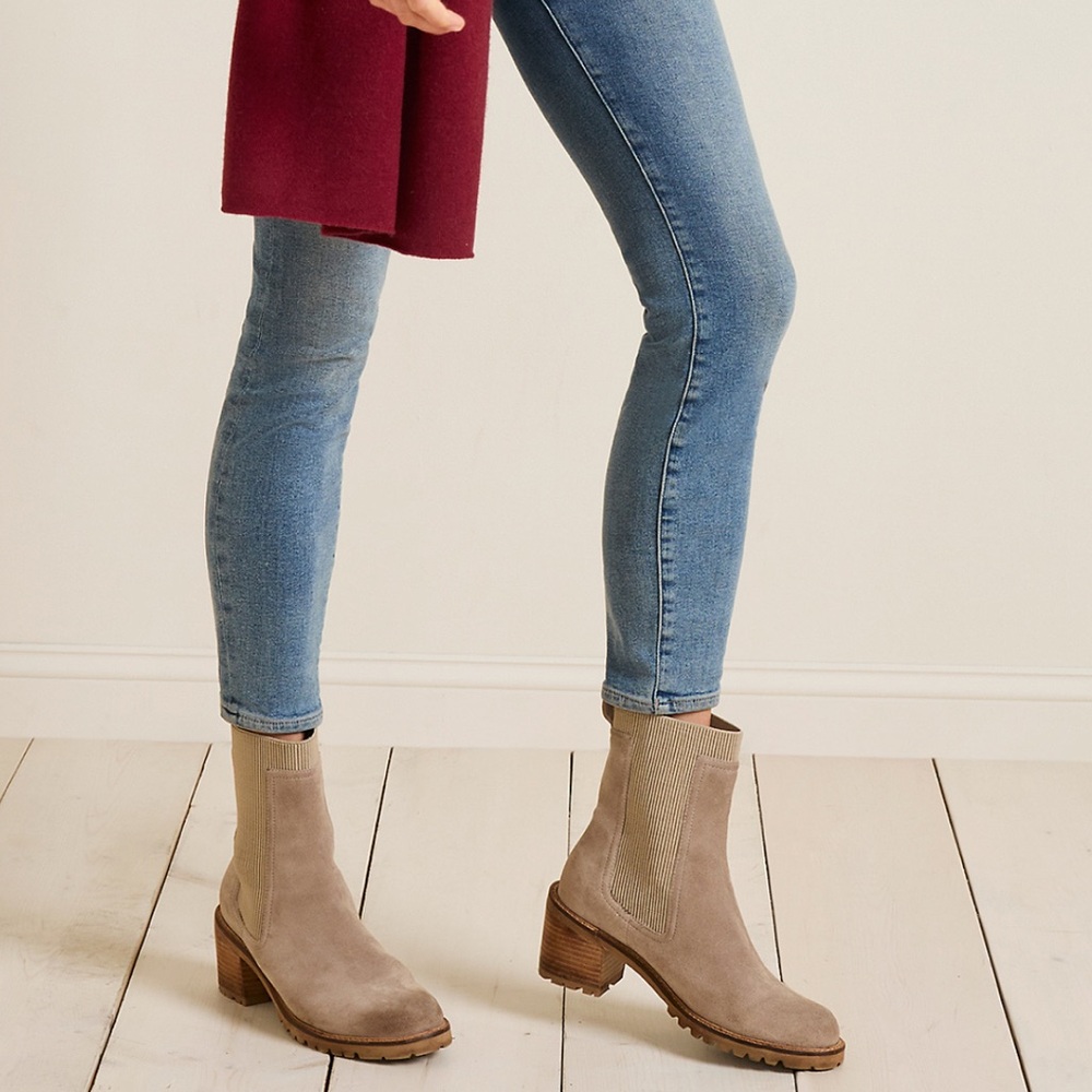 Chelsea boots